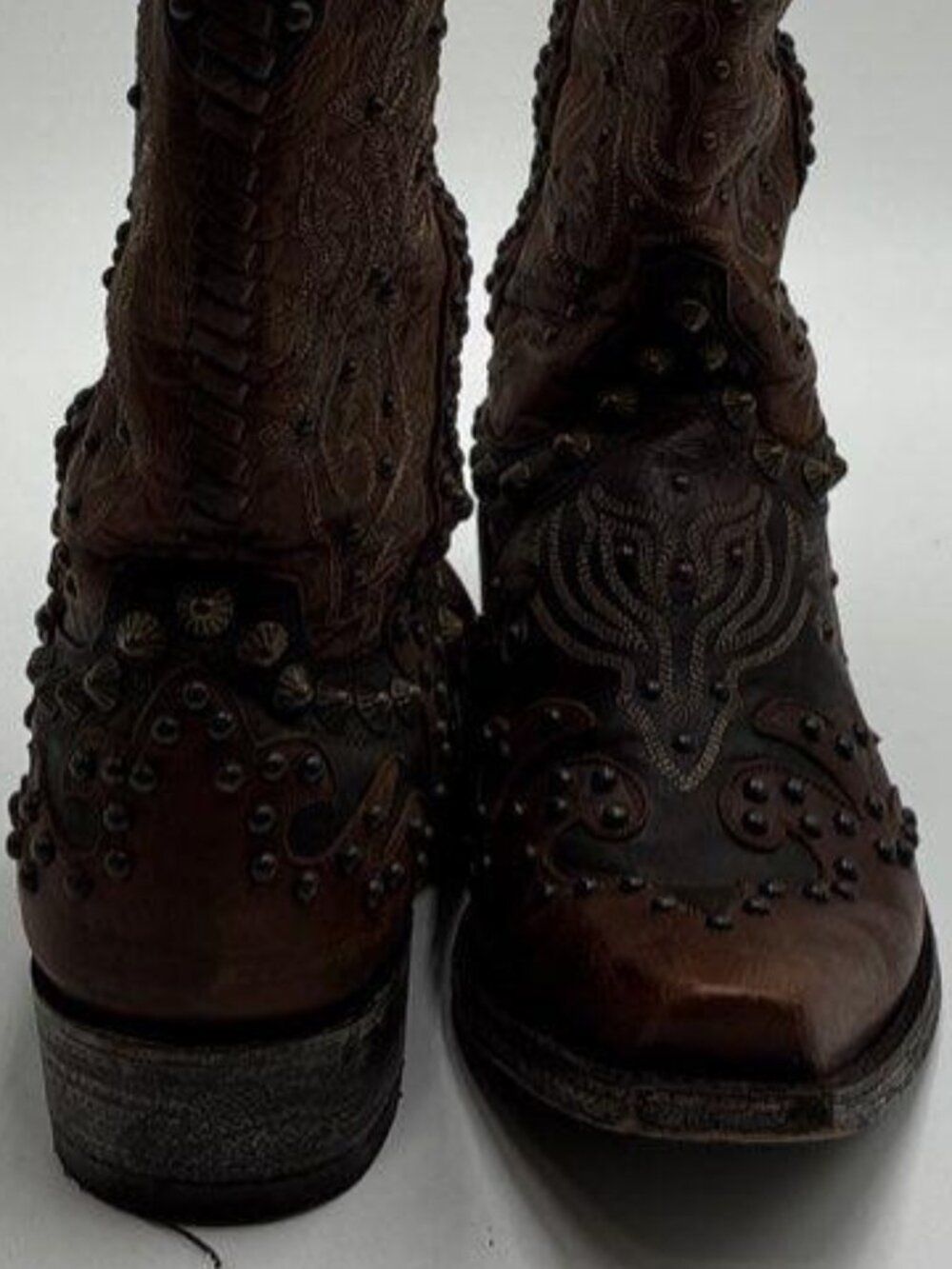 Old Gringo Raelene Boots Studded everywhere, Brown to dark brown, snip toe sz8.5 - Picture 3 of 9